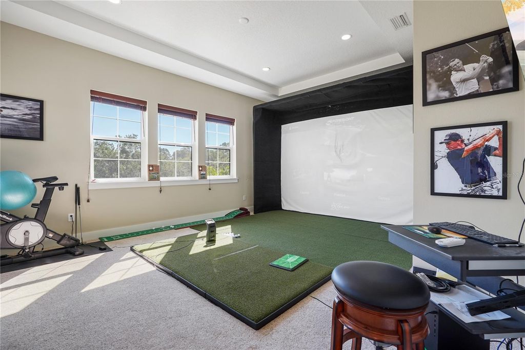 Image 37 of property listing at 4 OAKVIEW COURT, Palm Coast, FL 32137