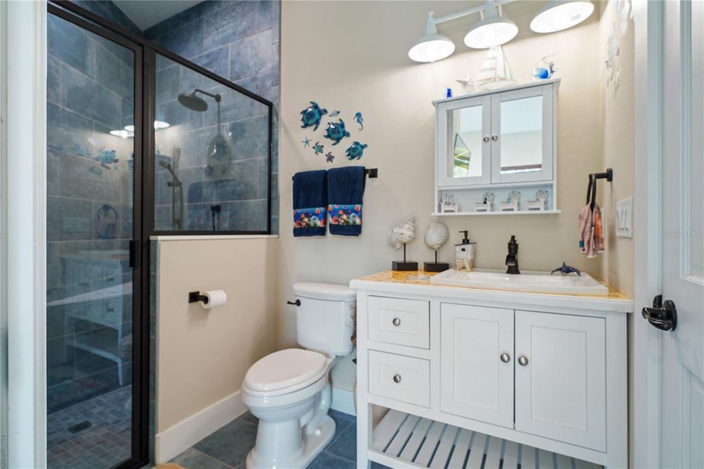 Image 40 of property listing at 4 OAKVIEW COURT, Palm Coast, FL 32137