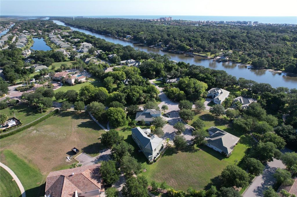 Image 47 of property listing at 4 OAKVIEW COURT, Palm Coast, FL 32137