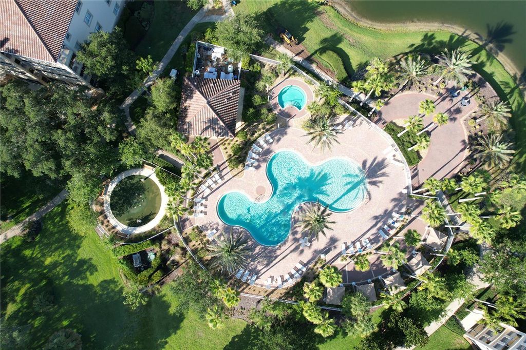 Image 50 of property listing at 4 OAKVIEW COURT, Palm Coast, FL 32137