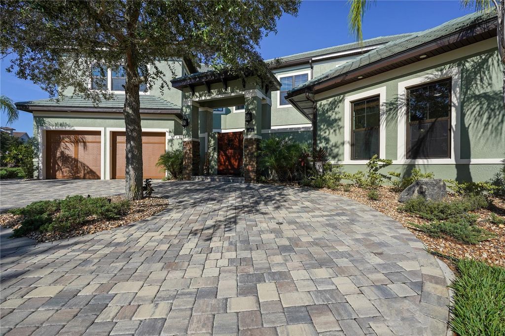 Image 59 of property listing at 4 OAKVIEW COURT, Palm Coast, FL 32137