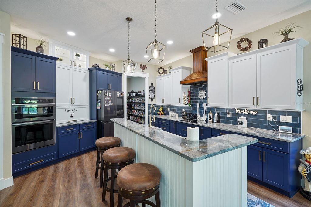 Image 9 of property listing at 4 OAKVIEW COURT, Palm Coast, FL 32137