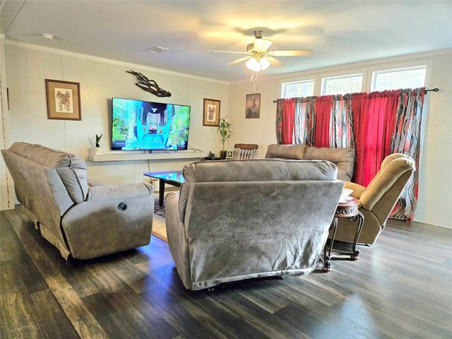 223 County Road 2167b, Cleveland, TX 77327