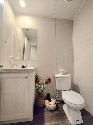 223 County Road 2167b, Cleveland, TX 77327