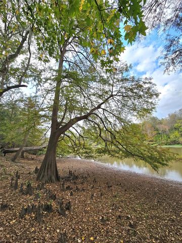 223 County Road 2167b, Cleveland, TX 77327