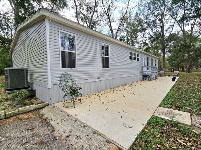 223 County Road 2167b, Cleveland, TX 77327