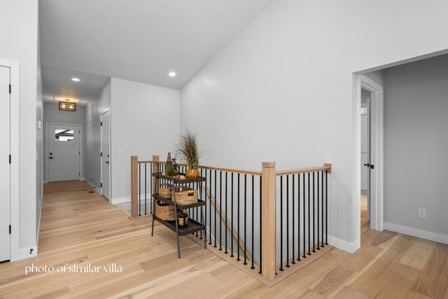 1867 REDBUD Circle 102, Eldridge, IA 52748