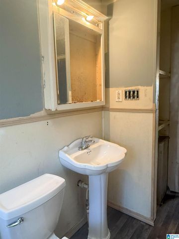 932 PARKER STREET, Anniston, AL 36201