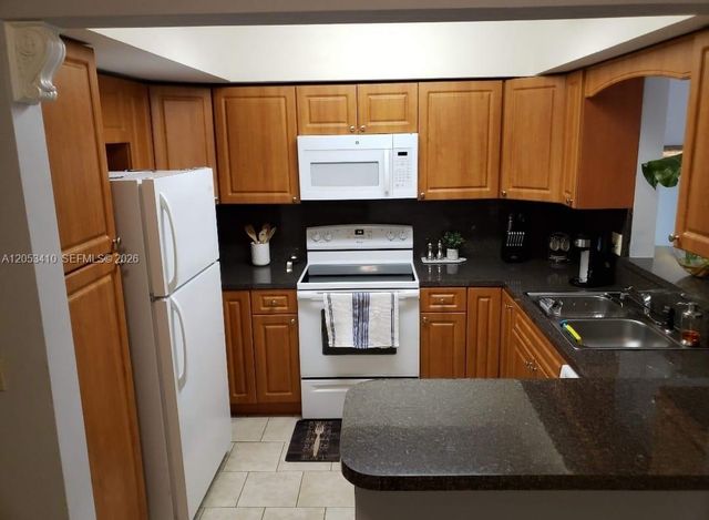 400 NW 65th Ave 400, Plantation, FL 33317