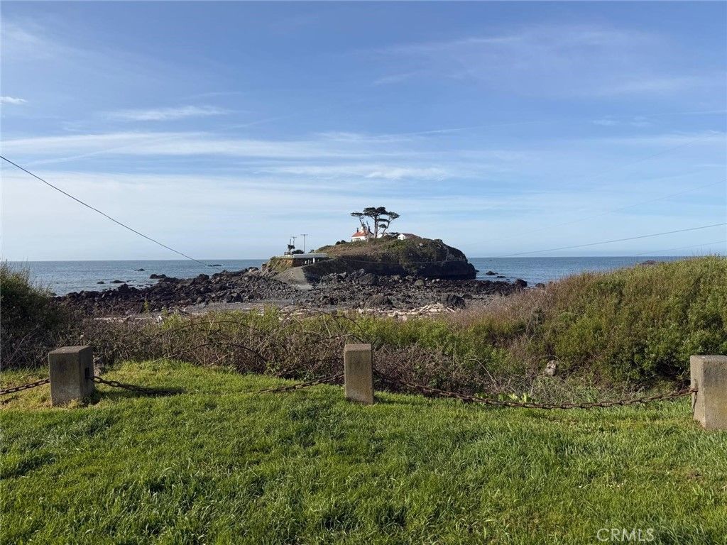 Image 24 of property listing at 506 Anchior, Crescent City, CA 95531