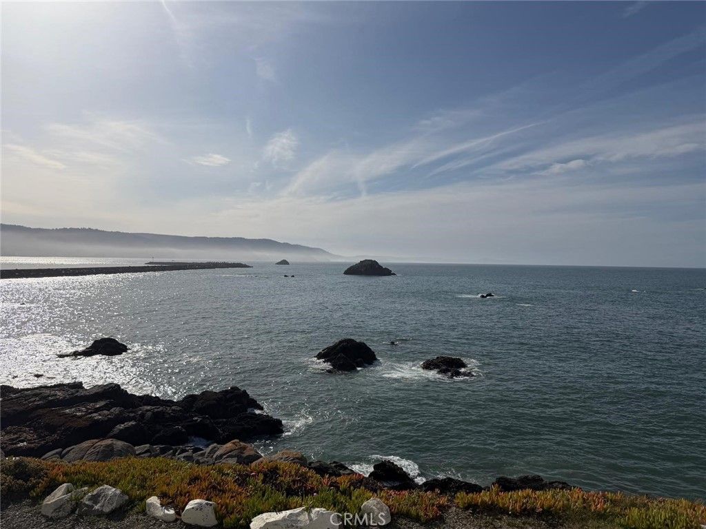 Image 35 of property listing at 506 Anchior, Crescent City, CA 95531