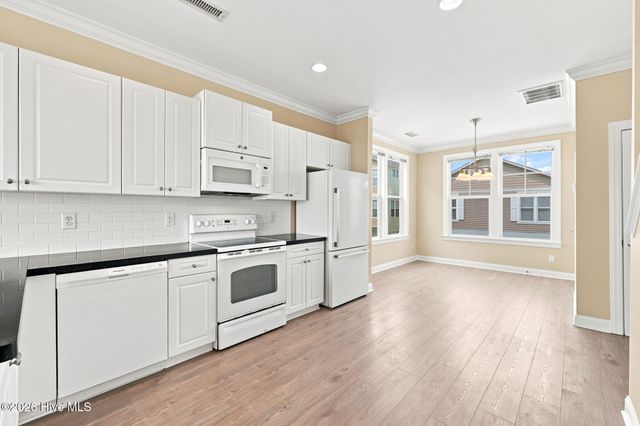 108 Egret Landing Court B, Surf City, NC 28445