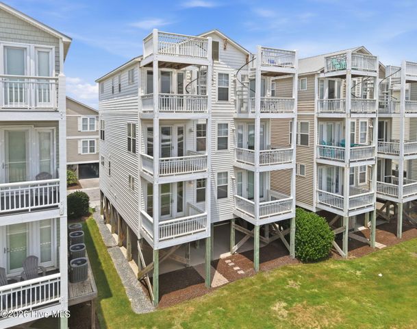 108 Egret Landing Court B, Surf City, NC 28445