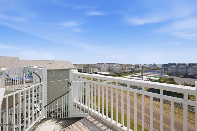 108 Egret Landing Court B, Surf City, NC 28445