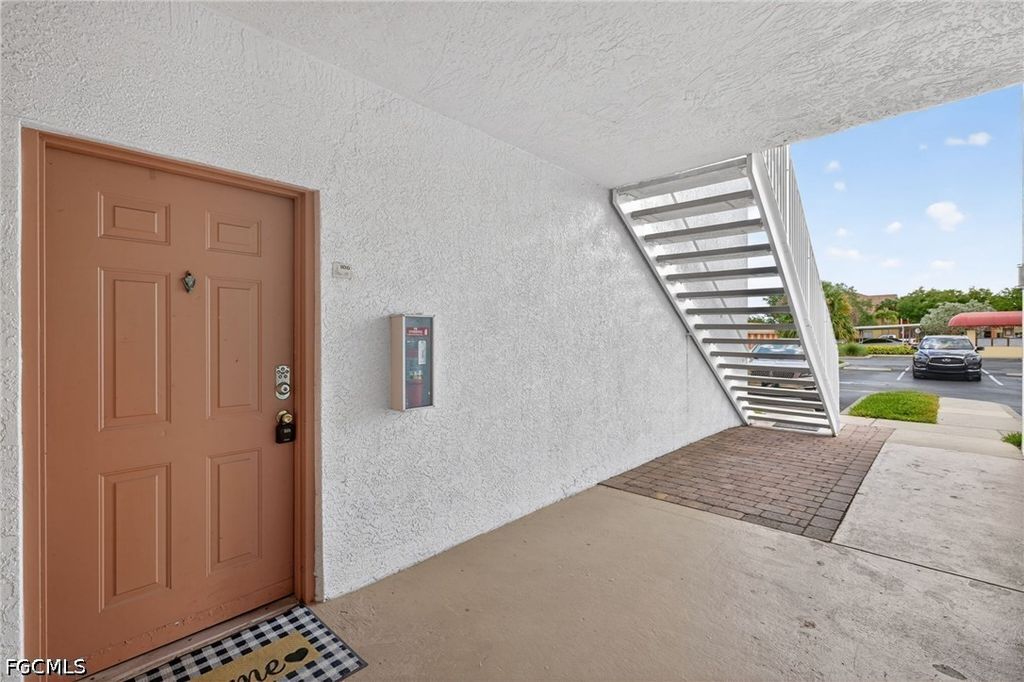 6401 Aragon WAY 106, Fort Myers, FL 33966