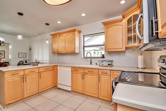 7838 Cypress Crescent, Boca Raton, FL 33433