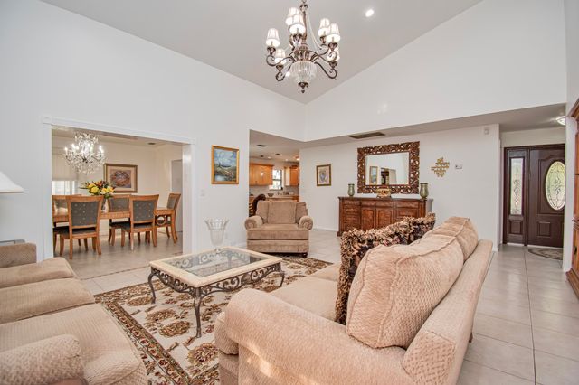 7838 Cypress Crescent, Boca Raton, FL 33433