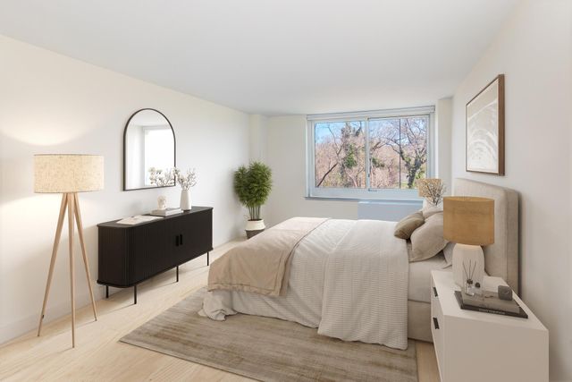 2521 Palisade Ave Apt 8C, New York City, NY 10463