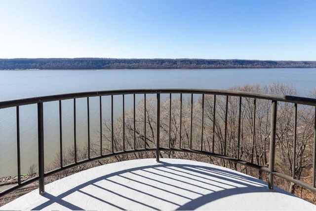 2521 Palisade Ave Apt 8C, New York City, NY 10463