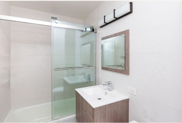 2521 Palisade Ave Apt 8C, New York City, NY 10463
