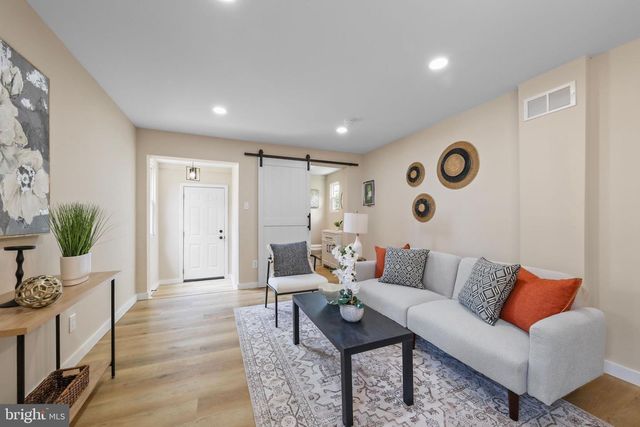 72 WILLIS ST, Penns Grove, NJ 08069