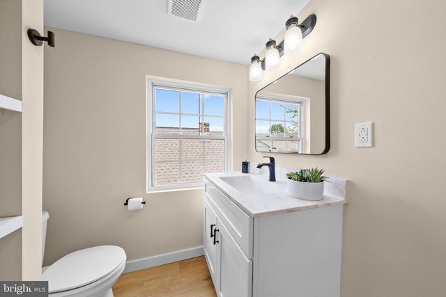 72 WILLIS ST, Penns Grove, NJ 08069