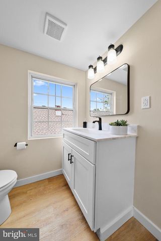 72 WILLIS ST, Penns Grove, NJ 08069