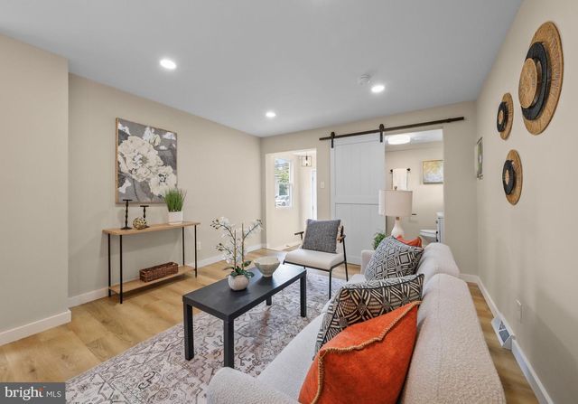 72 WILLIS ST, Penns Grove, NJ 08069