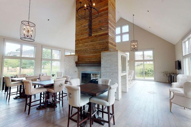 5998 Chasewood Parkway 002, Minnetonka, MN 55343