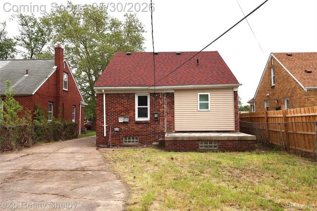 18051 Stansbury Street, Detroit, MI 48235