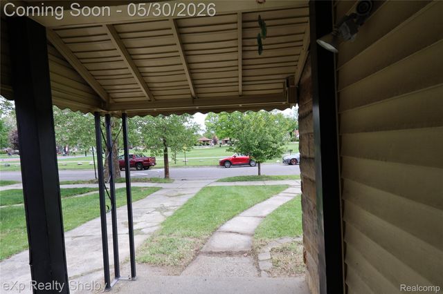 18051 Stansbury Street, Detroit, MI 48235