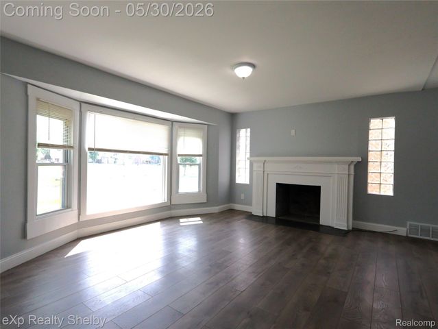 18051 Stansbury Street, Detroit, MI 48235