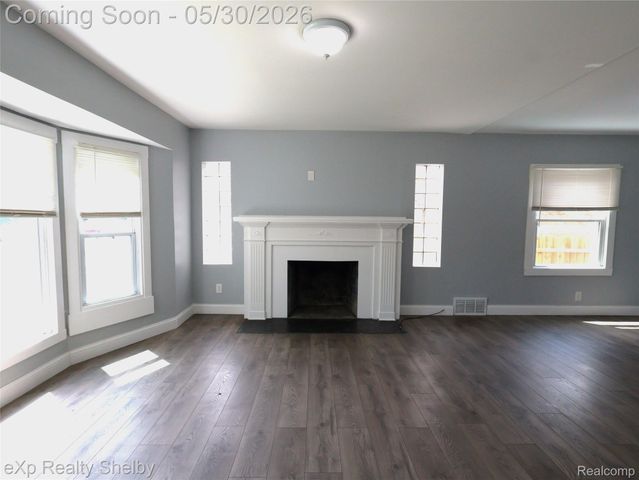 18051 Stansbury Street, Detroit, MI 48235