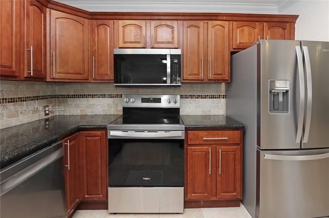 3597 SW 69th Ter, Miramar, FL 33023