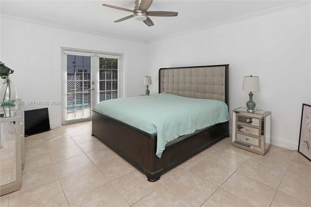 3597 SW 69th Ter, Miramar, FL 33023