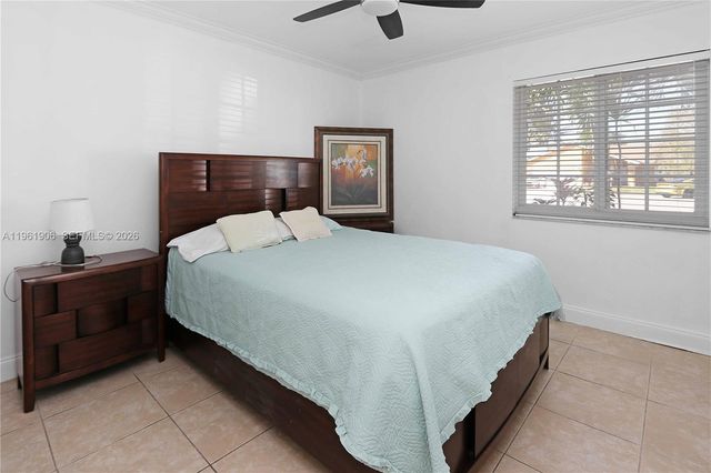 3597 SW 69th Ter, Miramar, FL 33023