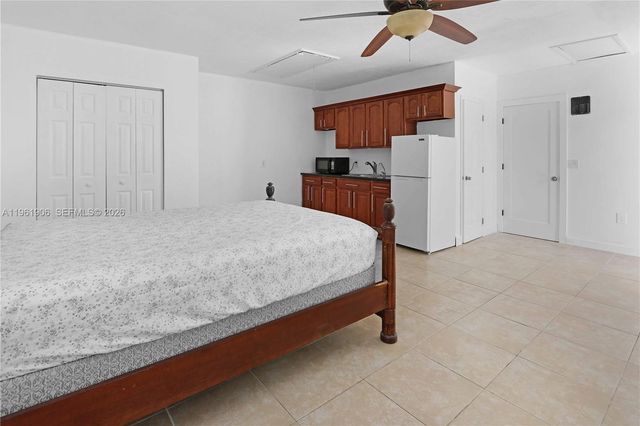 3597 SW 69th Ter, Miramar, FL 33023