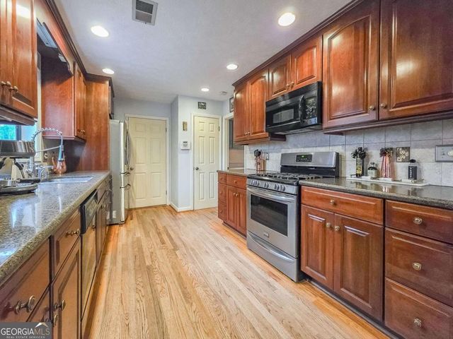 3682 Cedar Corners Place, Peachtree Corners, GA 30092