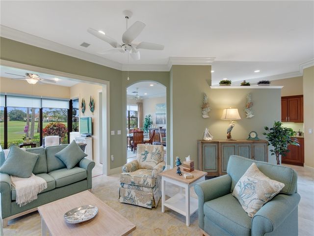 1765 Victoria Circle, Vero Beach, FL 32967