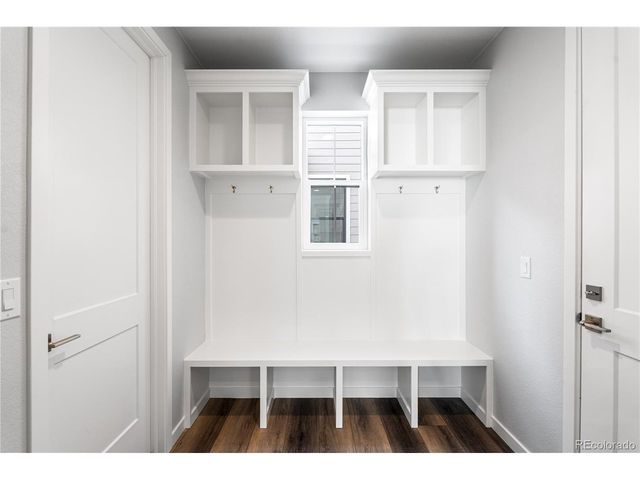 8858 Moonshimmer Trl, Littleton, CO 80125