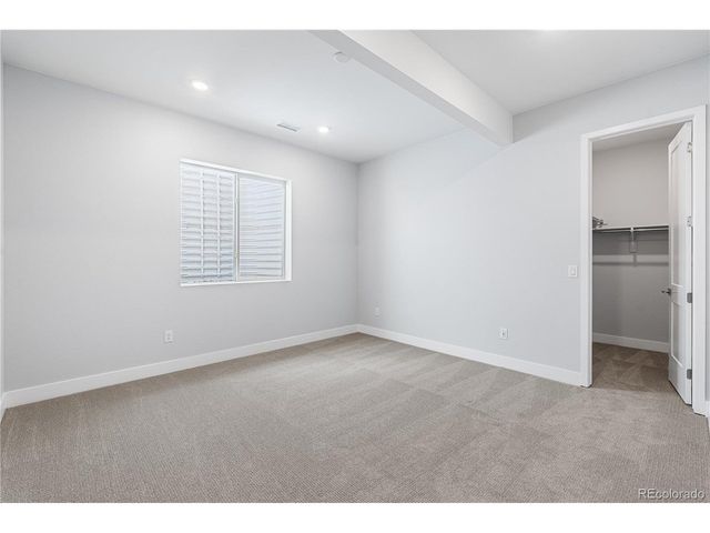 8858 Moonshimmer Trl, Littleton, CO 80125