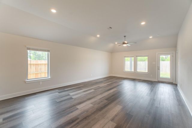 10289 South Goshawk Trail, Conroe, TX 77385