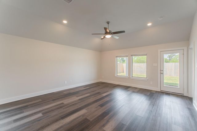 10289 South Goshawk Trail, Conroe, TX 77385