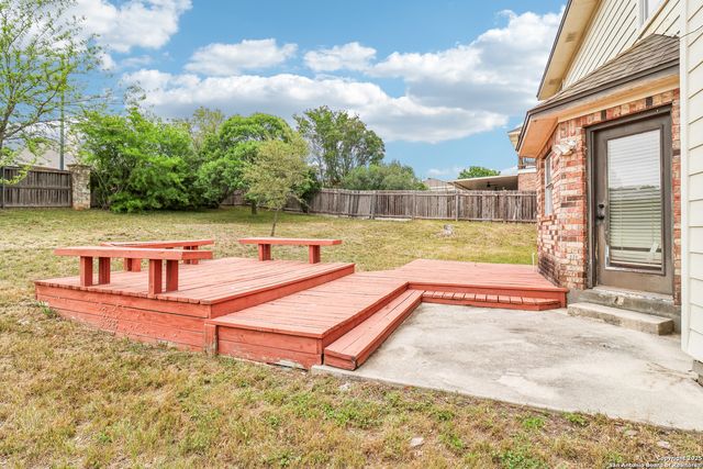 24915 Flying Arrow, San Antonio, TX 78258