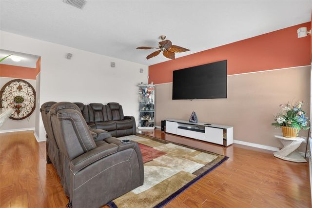 17756 STERLING POND LANE, Orlando, FL 32820