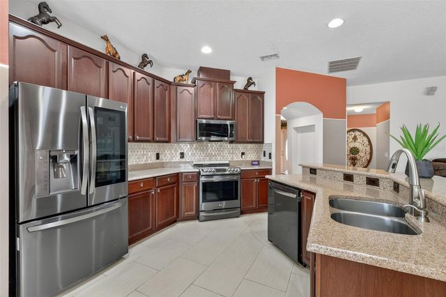 17756 STERLING POND LANE, Orlando, FL 32820