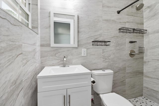 1530 NE 49TH AVENUE, Ocala, FL 34470