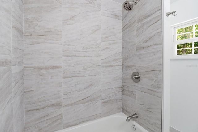 1530 NE 49TH AVENUE, Ocala, FL 34470