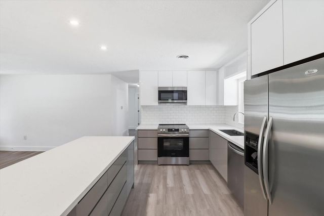 1530 NE 49TH AVENUE, Ocala, FL 34470