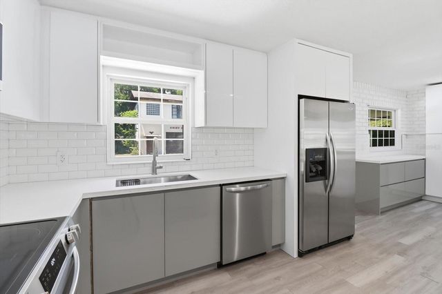 1530 NE 49TH AVENUE, Ocala, FL 34470